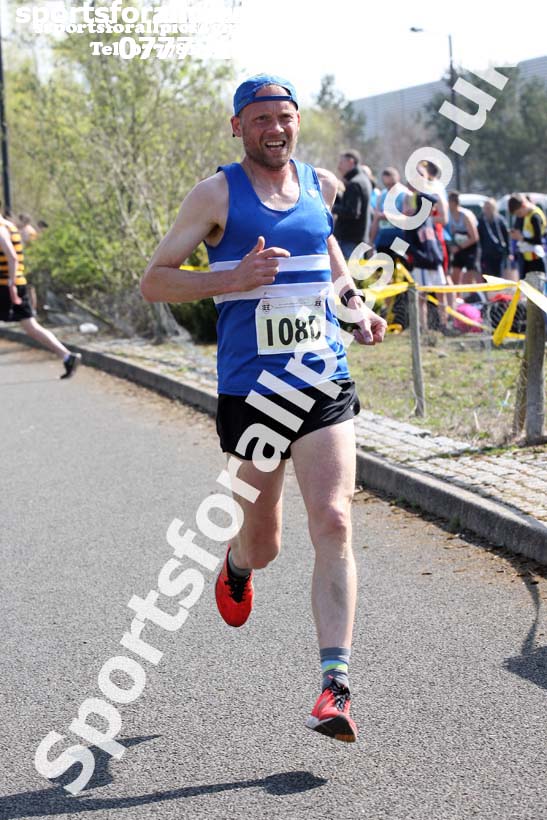 Senior mens 2019 Elswick Harirers Good Friday Road Relay, Newburn, Newcastle. Photo:  David T. Hewitson/Sports for All Pics